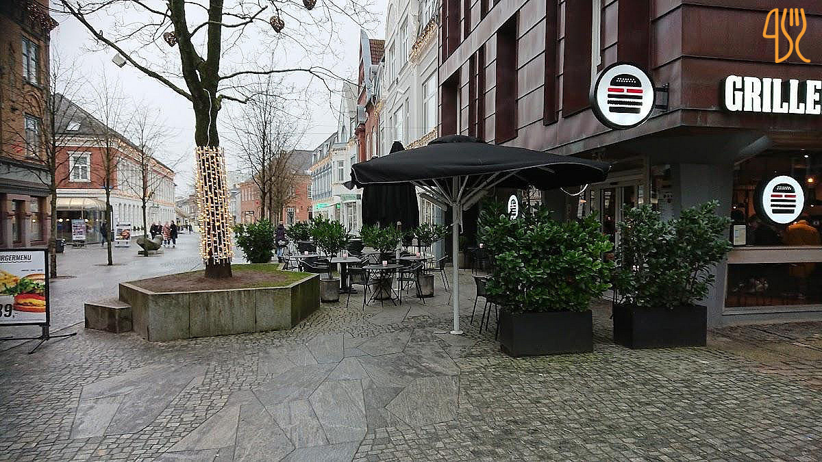 Grillen Burgerbar Udenfor