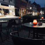 57 Burger Og Øl Udenfor