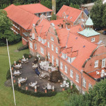 Sauntehus Slotshotel Udenfor