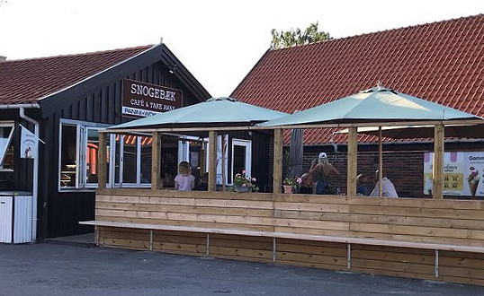Snogebaek Take Away Udenfor