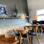 B's Fiskevaerksted Inde