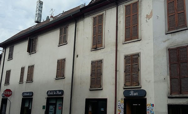 Bar_razapaz Udenfor