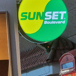 Sunset Boulevard Udenfor