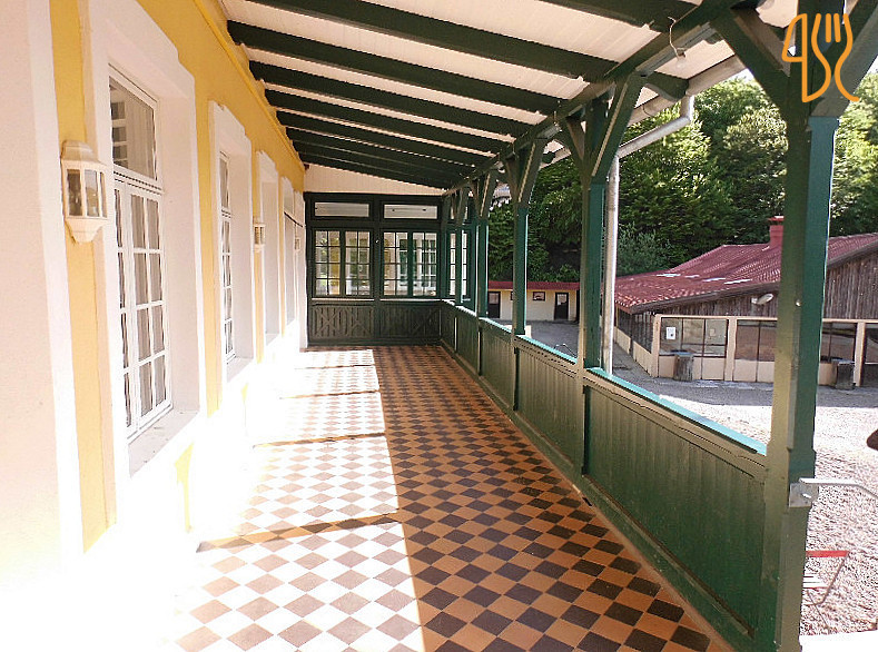 Tolne Skovpavillon Udenfor