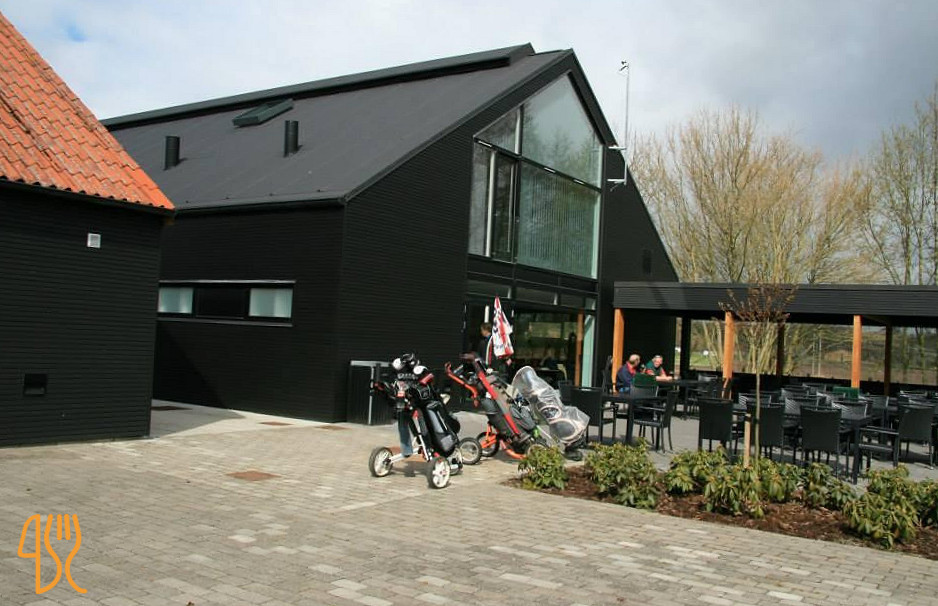 Mollerupgaard Udenfor