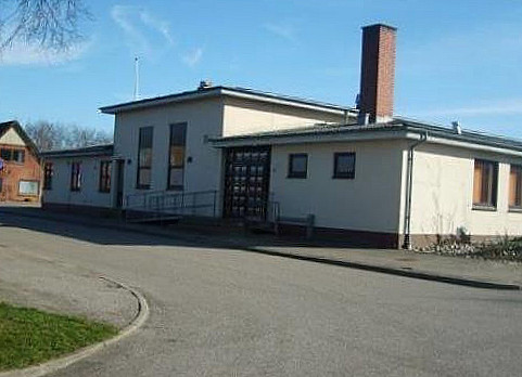 Bolderslev Fritidscenters Cafeteria/bent P Wraae Udenfor