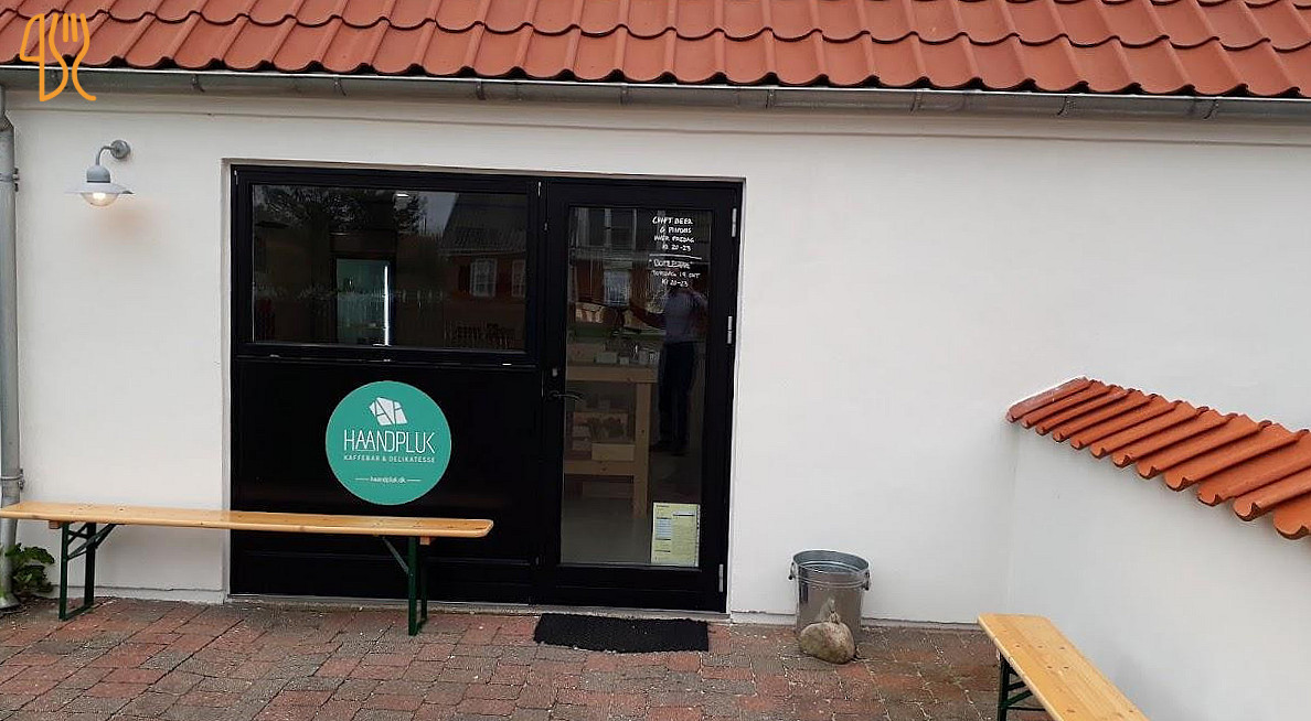 Haandpluk Kaffebar Og Delikatesse Udenfor