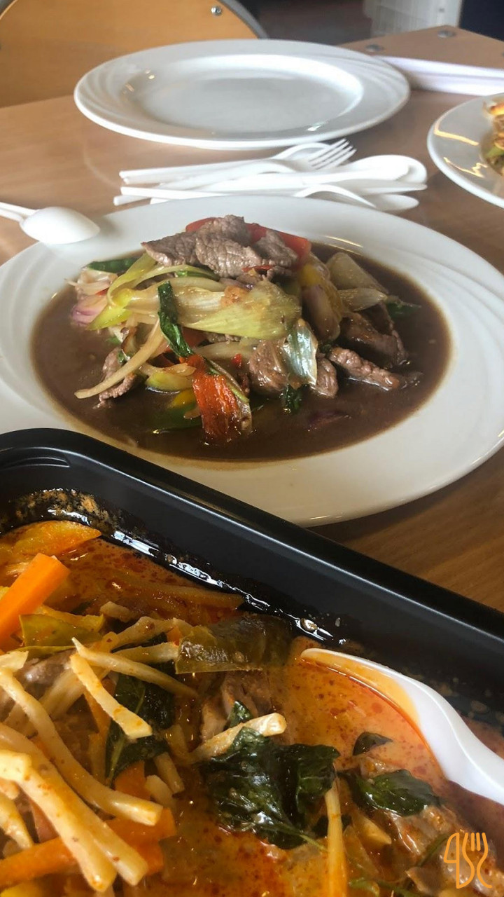 Dit Lokale Thai Køkken Mad