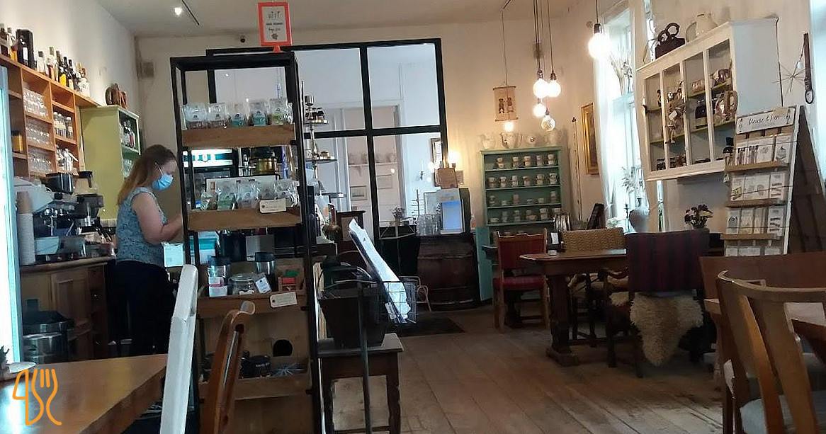 Cafe Holmen Inde
