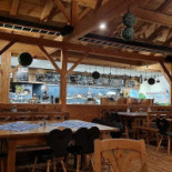 Enes Pizzaria Udenfor