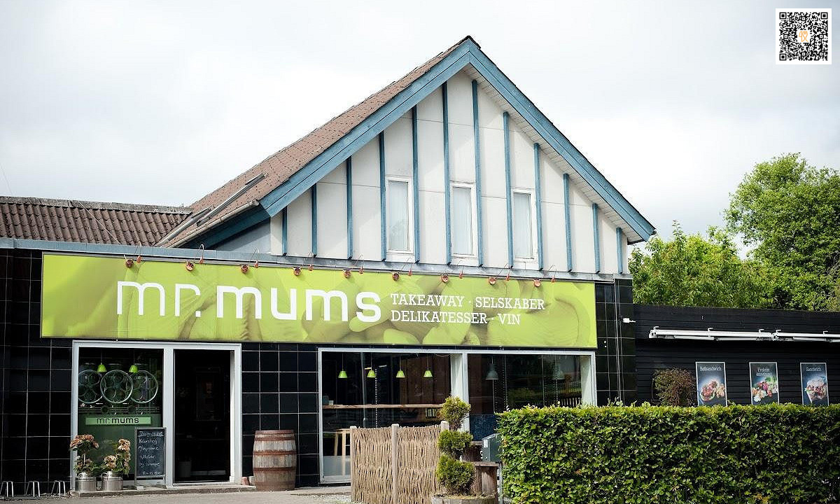 Mr. Mums Aps Udenfor