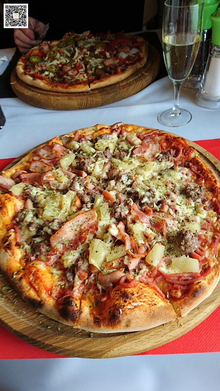Hune Pizza Mad