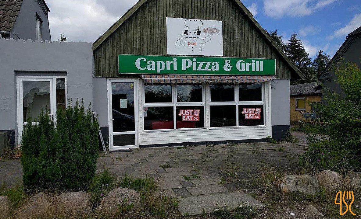 Pizza Capri Udenfor