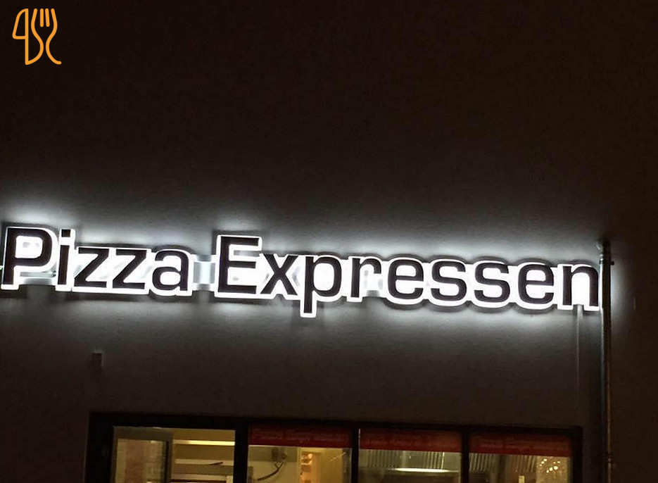 Pizza Expressen1 Udenfor