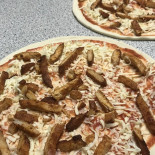 Tune Center Pizza Mad