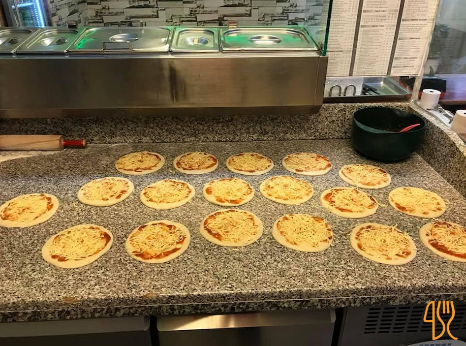 Byens Pizza Grillbar Udenfor