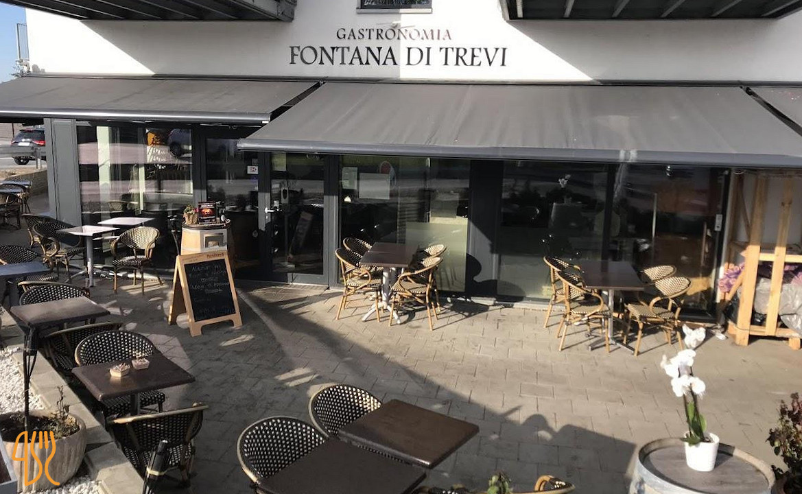Fontana Di Trevi 3 (strøby-egede) Udenfor