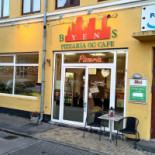Byens Pizza Resul Vysal Og Mustafa Karatas Udenfor