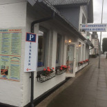 Stoppestedet Pizza Og Grill Udenfor