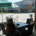 Stoppestedet Pizza Og Grill Udenfor