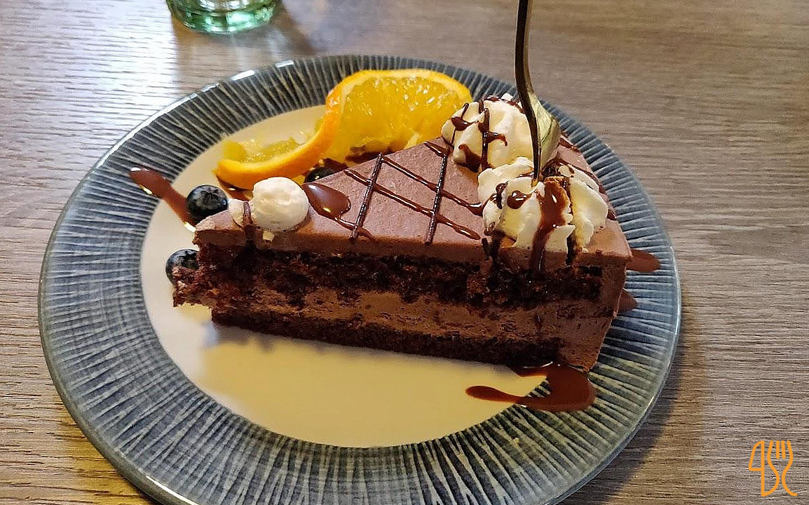 Cafe Zelo Mad