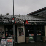 Milano Pizza Elling Udenfor
