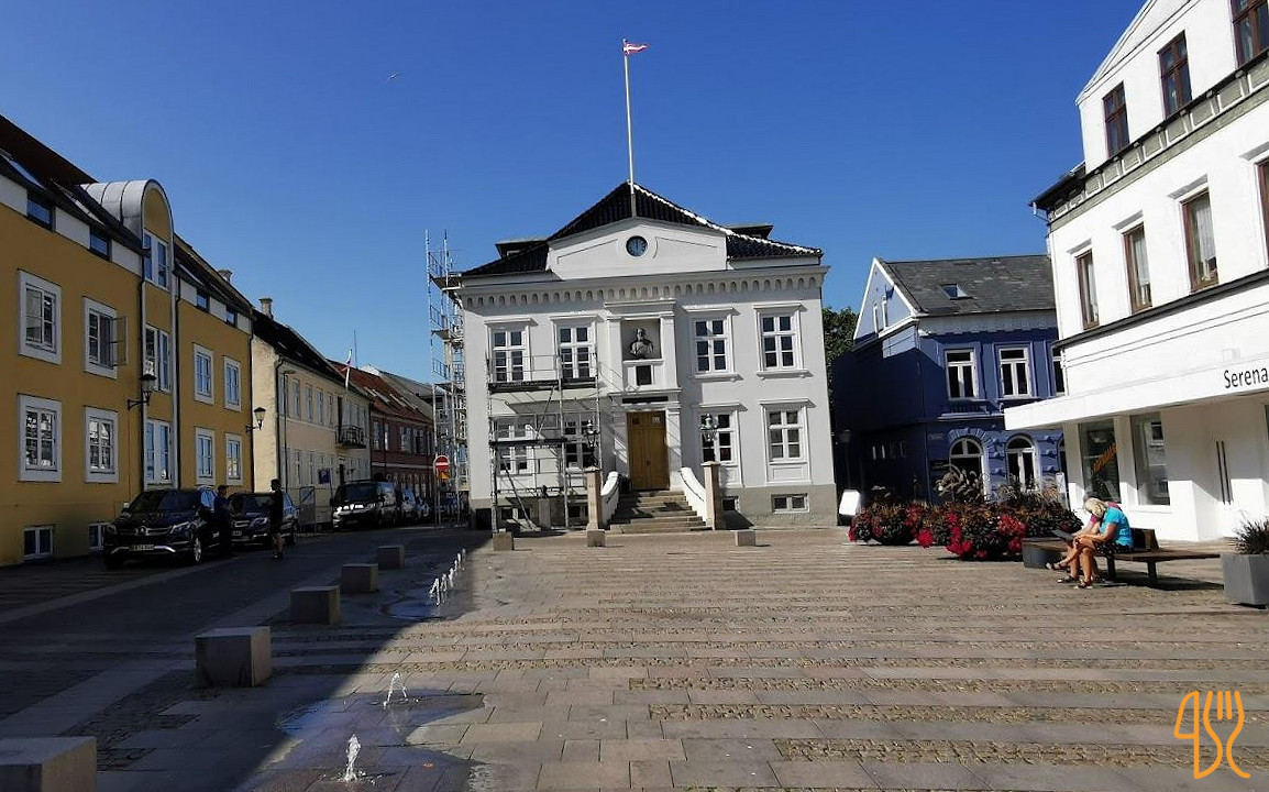 Dybendal Udenfor
