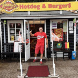Dansk Hot Dog Udenfor