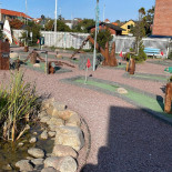 Fjordens Minigolf Cafe Ishus Hundested Og Lynæs Havn Udenfor