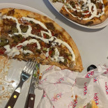 Babas Pizza Og Grill Mad