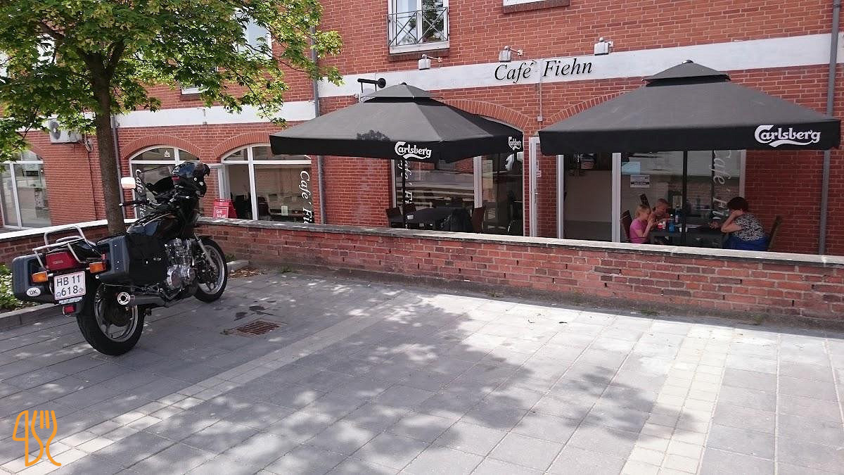 Cafe Fiehn Udenfor
