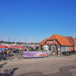 Havnens Grill Pølsebod Udenfor