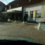 Incow Udenfor