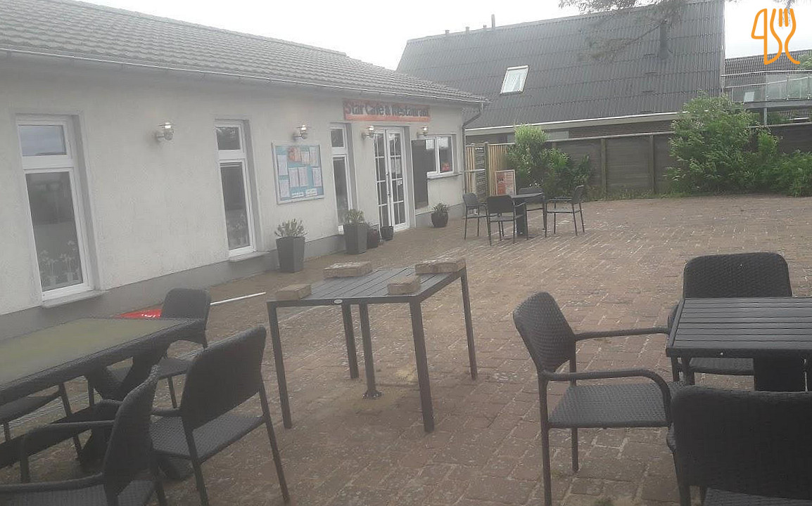 Star Cafe Udenfor