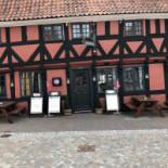Erik Menveds Kro Udenfor