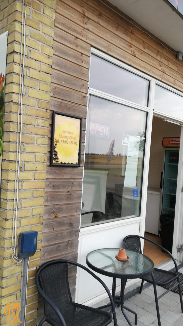 Gedser Pizzaria Udenfor
