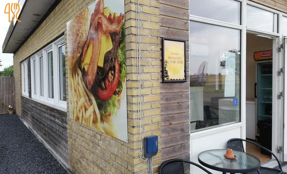 Gedser Pizzaria Udenfor