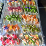 Liangsushi Wok Lukker Mad