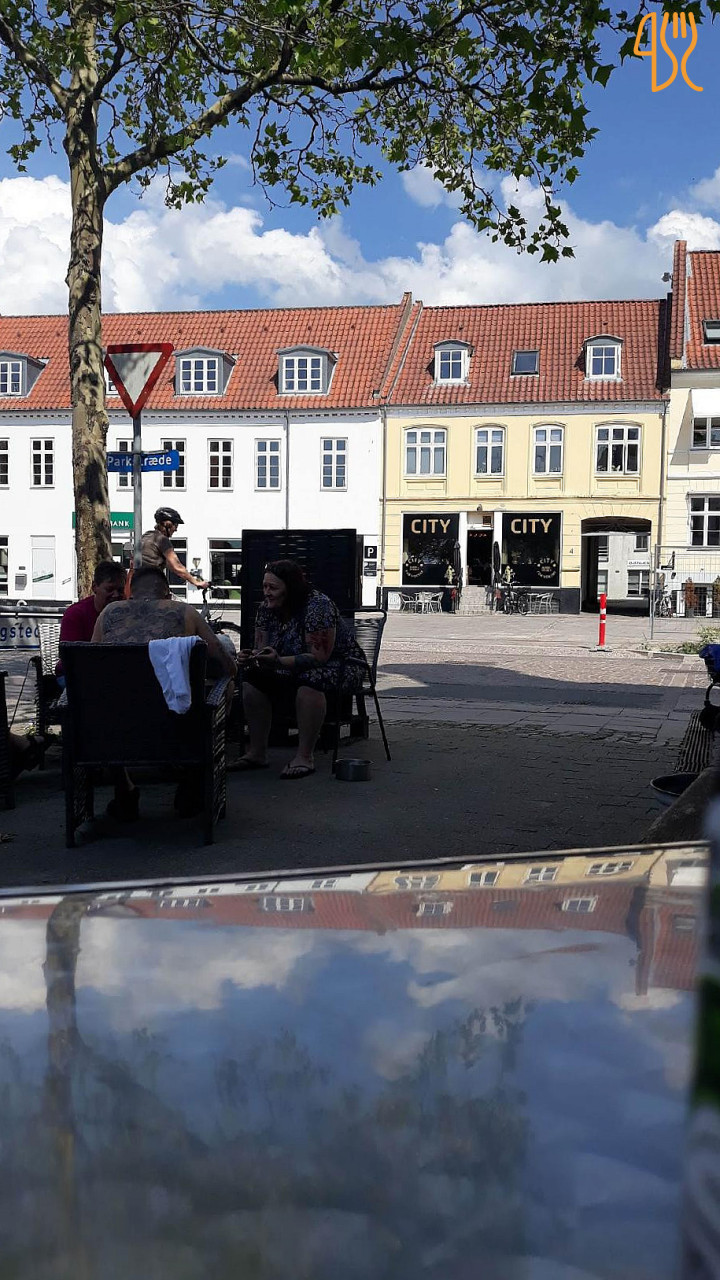 Skema Udenfor