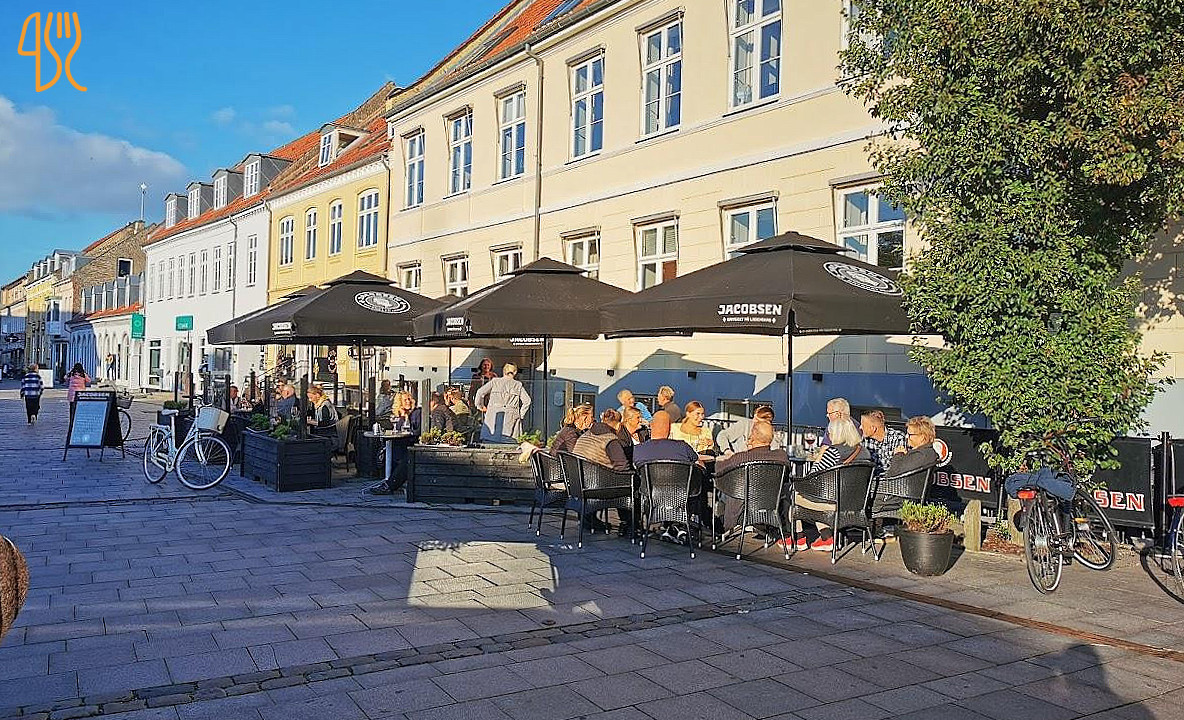 Skema Udenfor