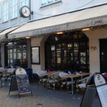 Under Uret Udenfor