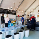 Ankerpladsen, Din Snack Og Snak Inde