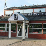 Oyisi Running Sushi Udenfor