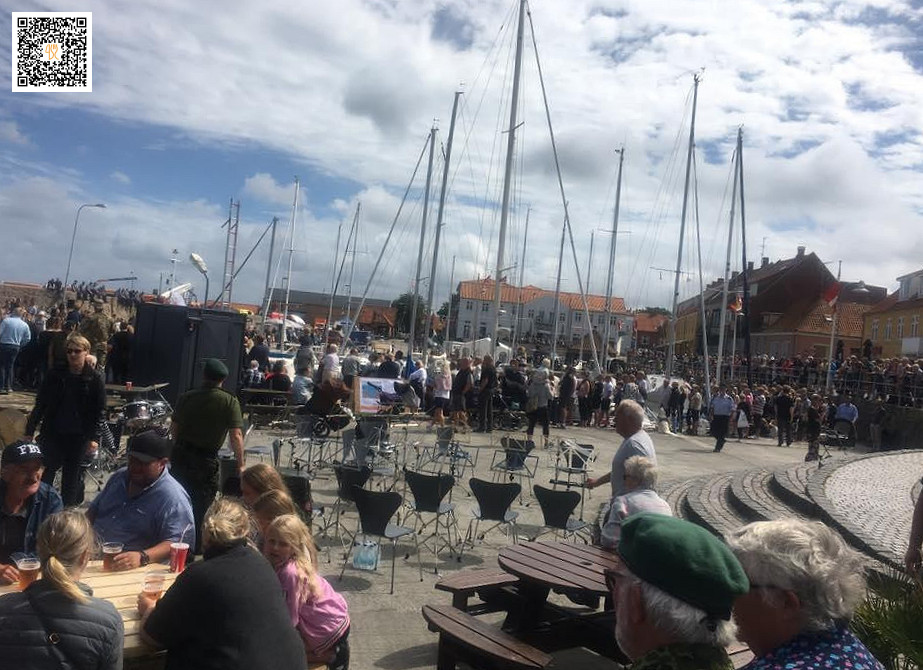 Allinge Havnegrill Udenfor