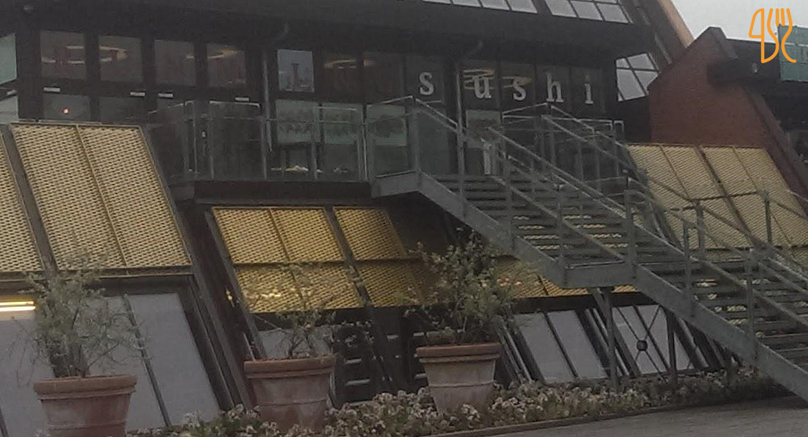 Kyoto Sushi Udenfor