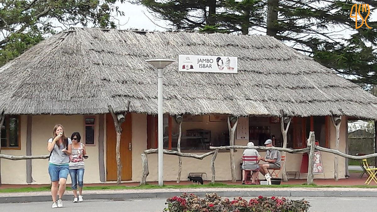 Cafe Jambo Udenfor