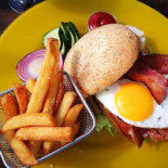 Juels Café Mad