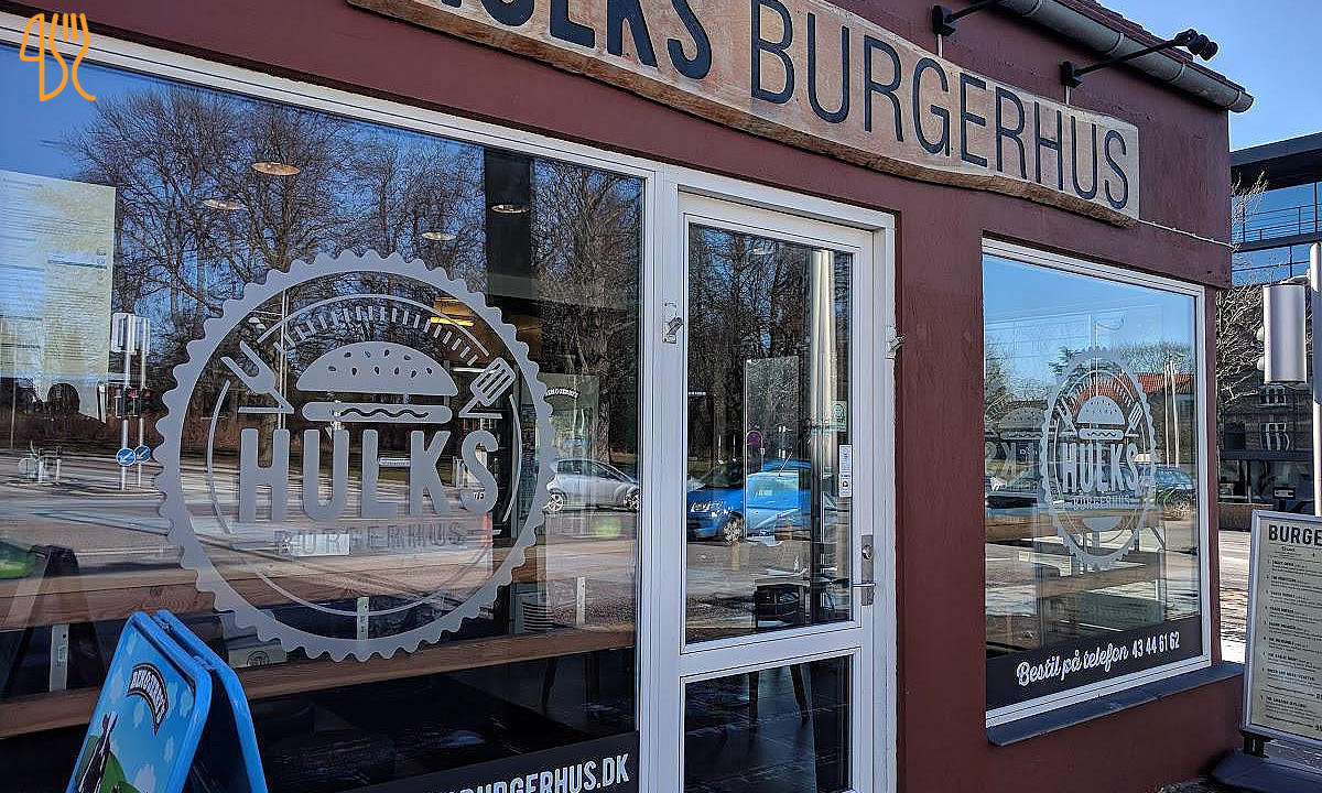 Hulks Burgerhus Udenfor