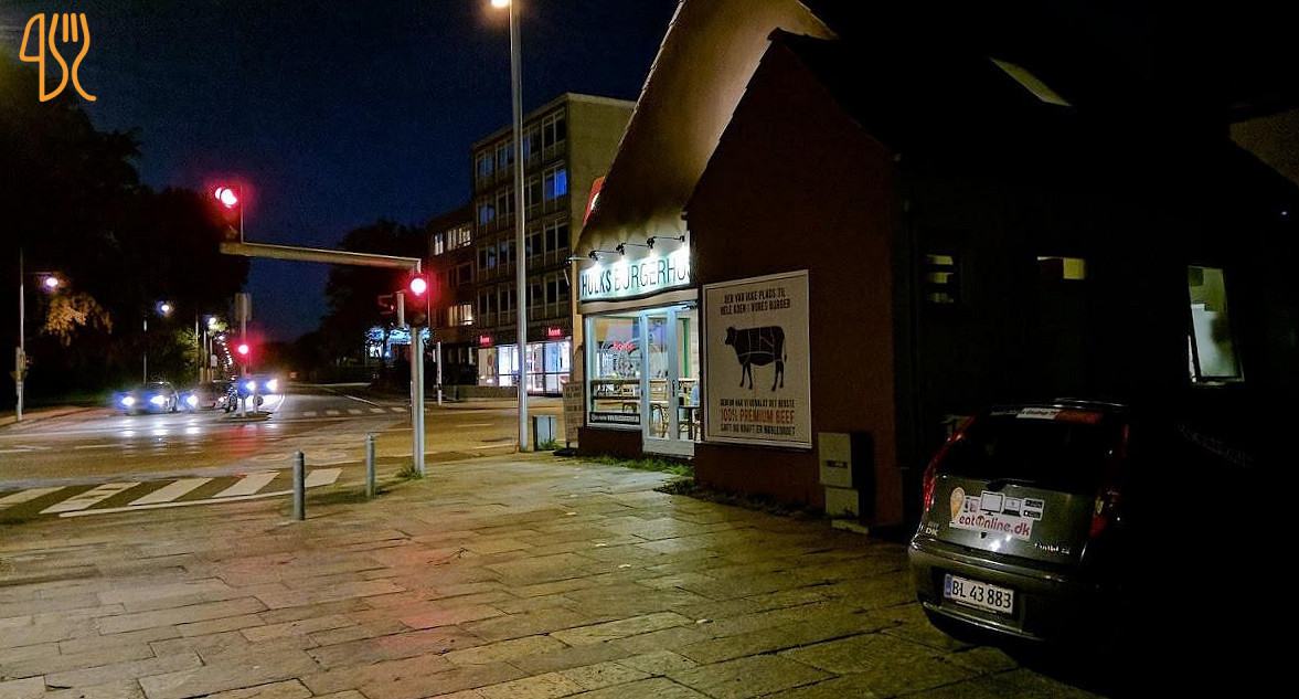 Hulks Burgerhus Udenfor