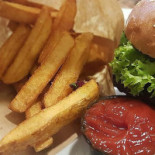 Hulks Burgerhus Mad